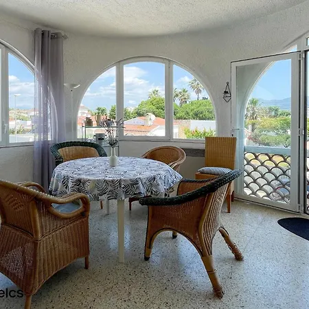 Tranquilo Apartamento Welcs 011 Con Parking Apartamento Empuriabrava