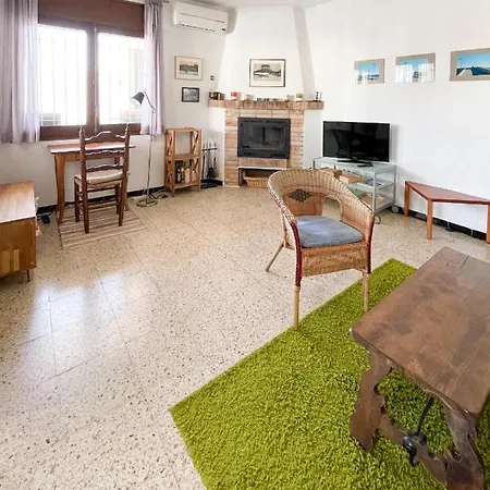 Tranquilo Apartamento Con Parking