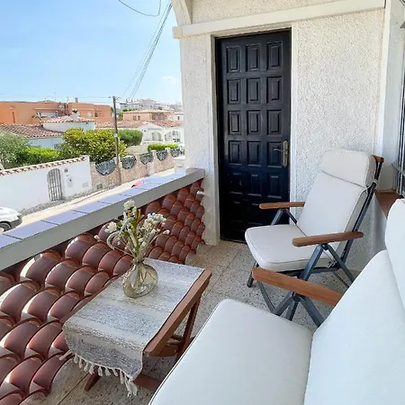 Tranquilo Apartamento Welcs 011 Con Parking Apartamento Empuriabrava